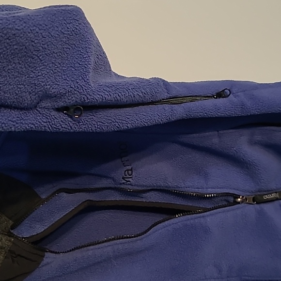 Marmot-Purple Fleece Zip-Up Jacket, Size Medium, with Zippered Pockets - Picture 5 of 8